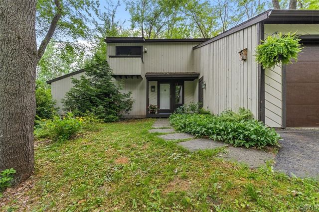 8718 Radburn Drive, Lysander, NY 13027