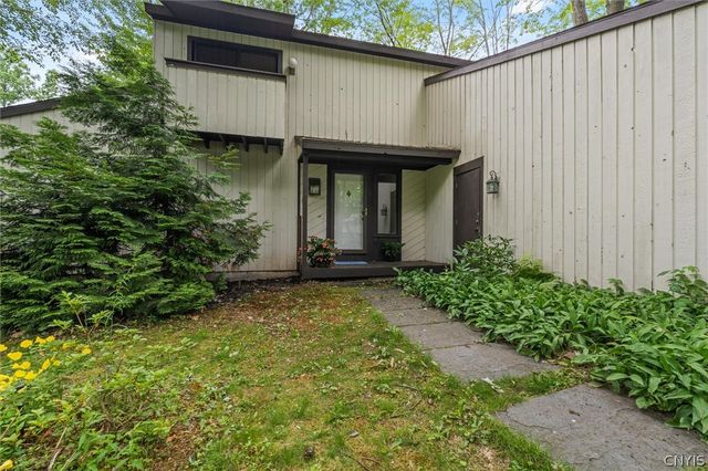 8718 Radburn Drive, Lysander, NY 13027