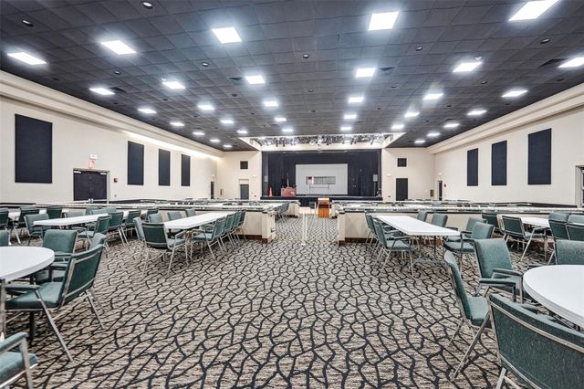 8900 Washington Boulevard 416, Pembroke Pines, FL 33025