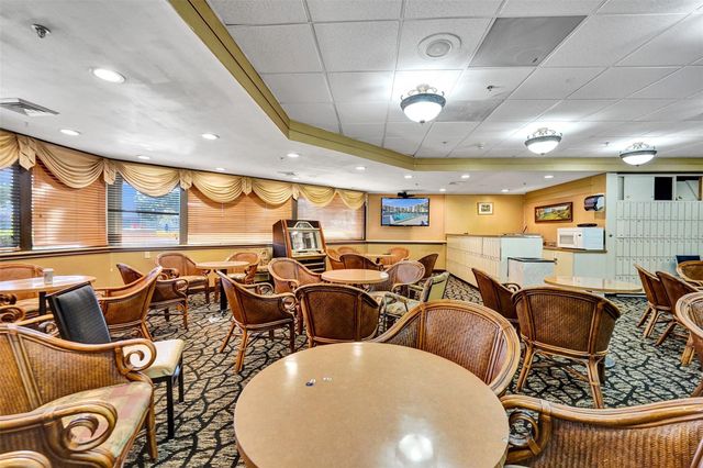 8900 Washington Boulevard 416, Pembroke Pines, FL 33025