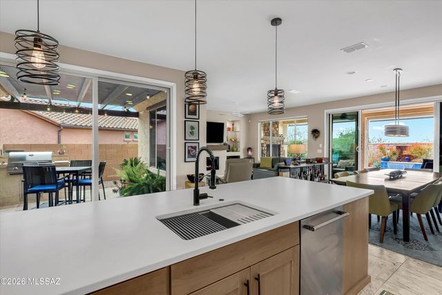 14179 N Lava Falls Trail, Marana, AZ 85658