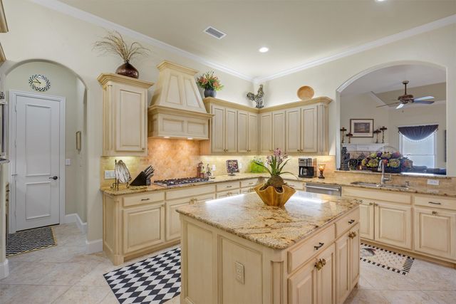 5637 Braemar Drive, Frisco, TX 75034