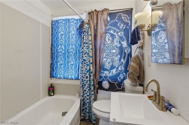 16333 Miles Avenue, Cleveland, OH 44128