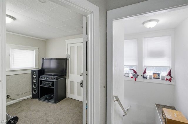 16333 Miles Avenue, Cleveland, OH 44128