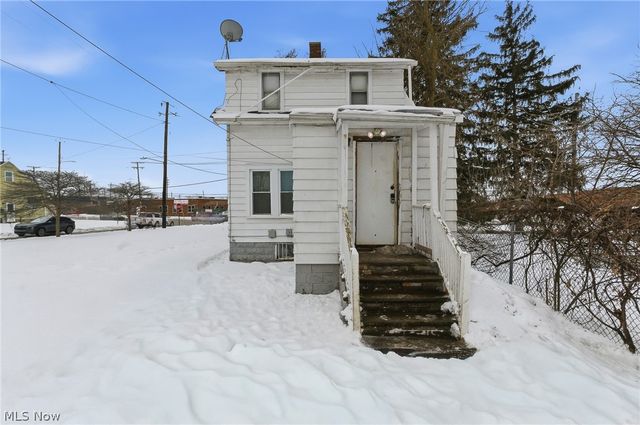 16333 Miles Avenue, Cleveland, OH 44128