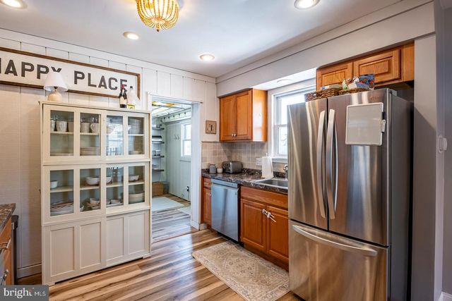 514 DORCHESTER AVE, West Lawn, PA 19609