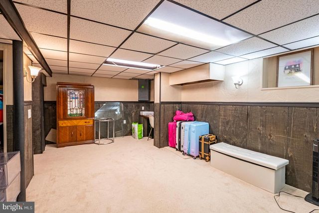 514 DORCHESTER AVE, West Lawn, PA 19609