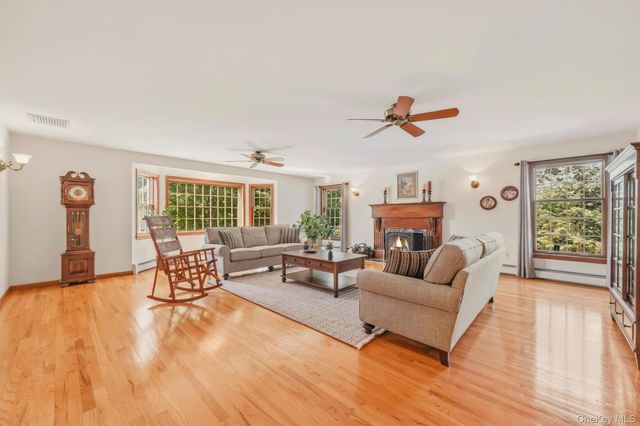 309 Beattie Road, Washingtonville, NY 10992