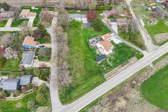 9902 University Avenue, Cedar Falls, IA 50613