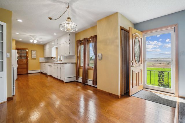 9902 University Avenue, Cedar Falls, IA 50613