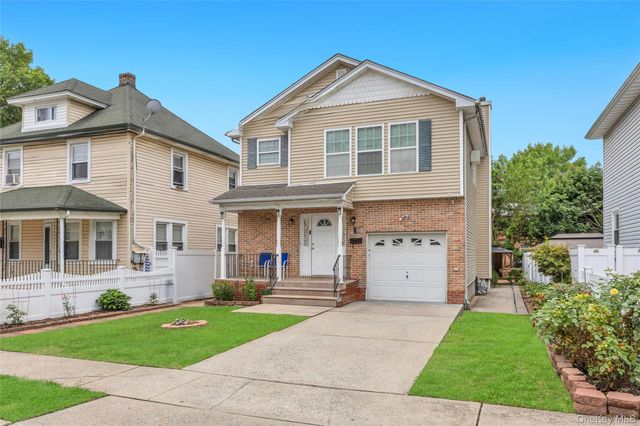 99 Ormond Street, Hempstead, NY 11550