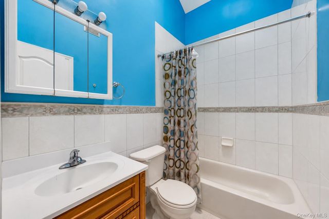 99 Ormond Street, Hempstead, NY 11550