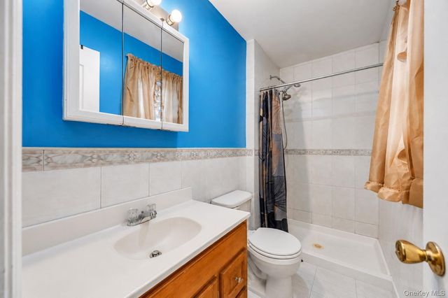 99 Ormond Street, Hempstead, NY 11550