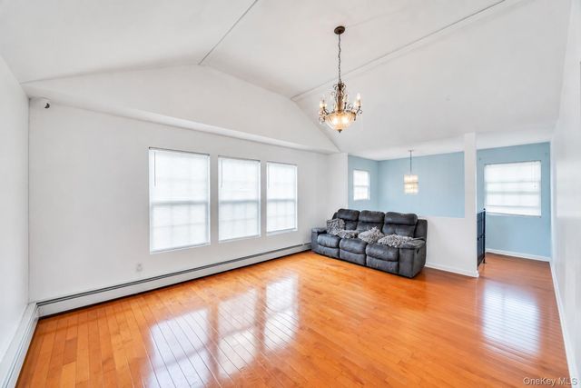 99 Ormond Street, Hempstead, NY 11550