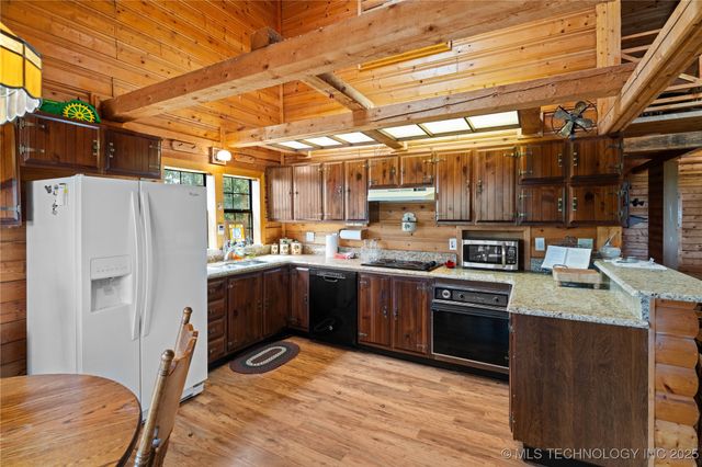 10556 Vacation Drive, Kingston, OK 73439