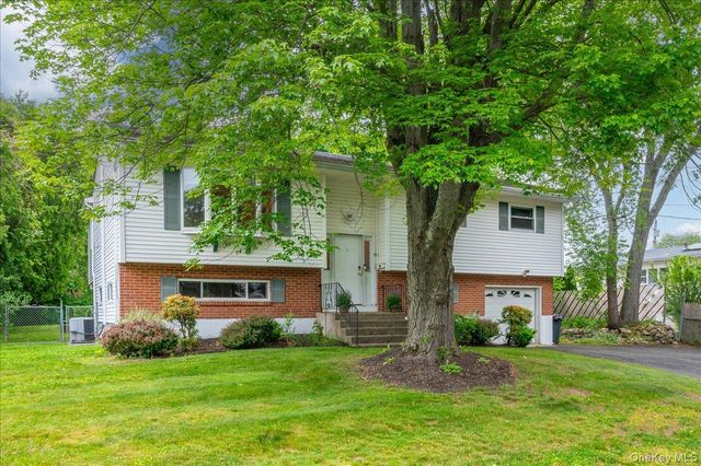 3 Wiles Drive, Stony Point, NY 10980