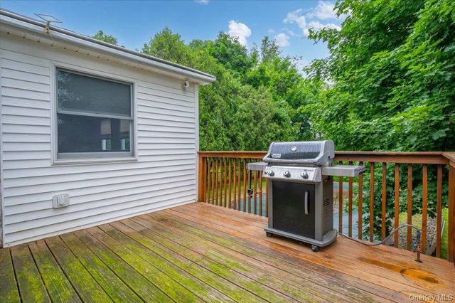 3 Wiles Drive, Stony Point, NY 10980