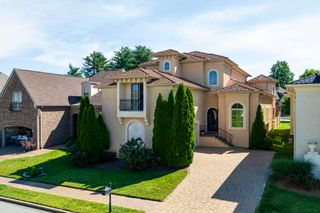 891 Fairington Pvt Way, Gallatin, TN 37066