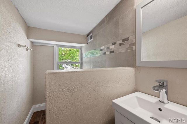 400 Main Street, Waynesville, MO 65583