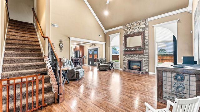 2711 SE 7Th Street, Bentonville, AR 72712