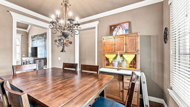 2711 SE 7Th Street, Bentonville, AR 72712