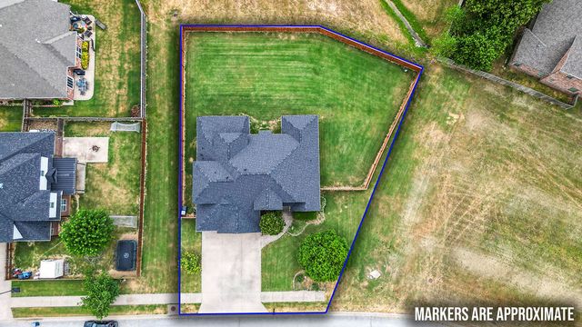 2711 SE 7Th Street, Bentonville, AR 72712