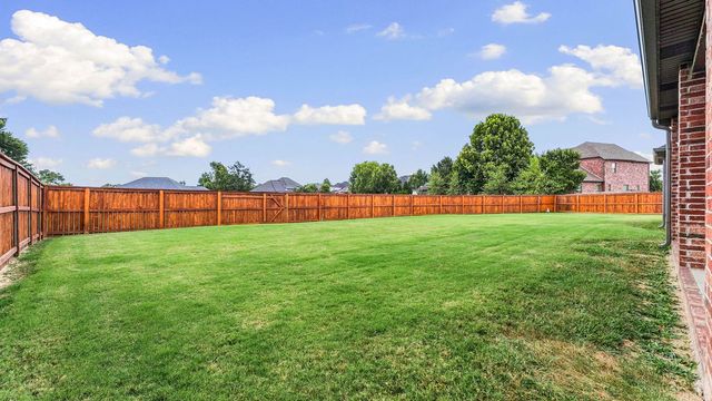 2711 SE 7Th Street, Bentonville, AR 72712