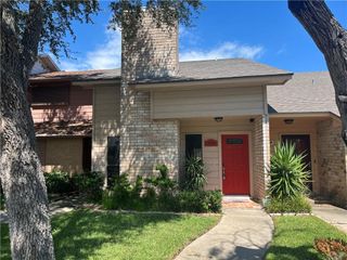6638 Long Meadow Dr C, Corpus Christi, TX 78413