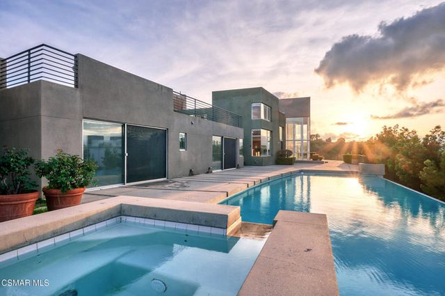 3681 Alomar Drive, Sherman Oaks, CA 91423