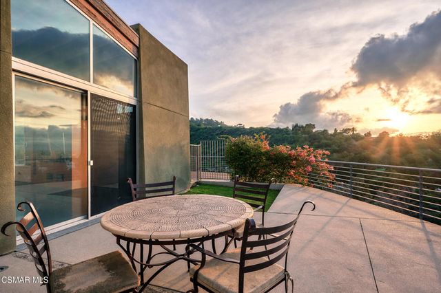 3681 Alomar Drive, Sherman Oaks, CA 91423