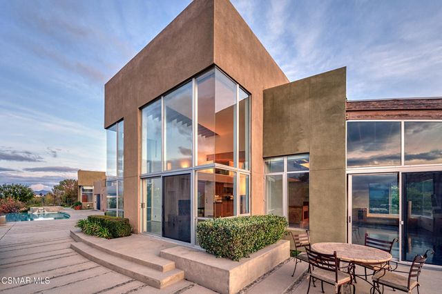 3681 Alomar Drive, Sherman Oaks, CA 91423