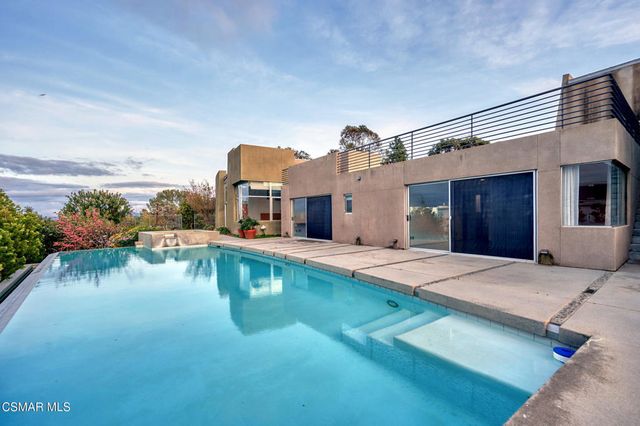 3681 Alomar Drive, Sherman Oaks, CA 91423