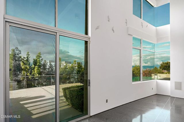3681 Alomar Drive, Sherman Oaks, CA 91423