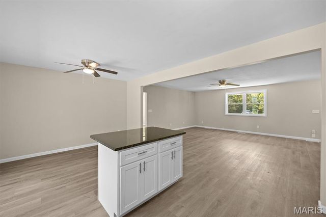 6002 Wenzel Road, Alton, IL 62002