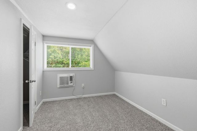 112 Fairview Ave, Modesto, CA 95354