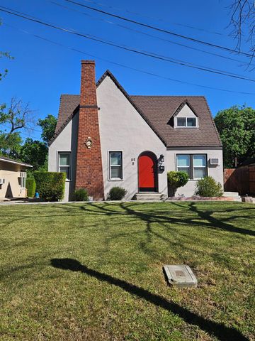 112 Fairview Ave, Modesto, CA 95354