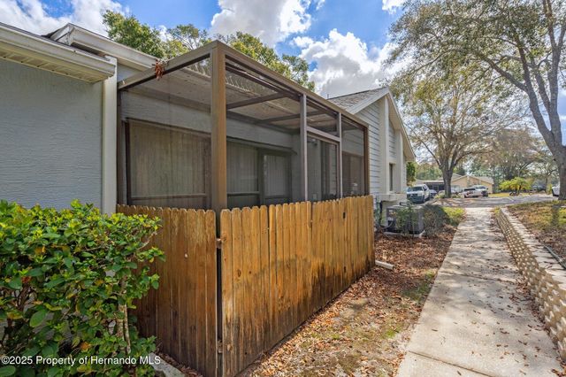 8194 Sturbridge, Weeki Wachee, FL 34613