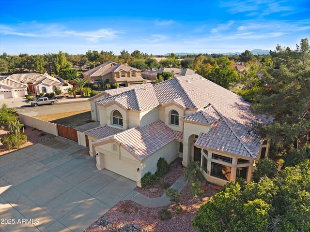 2111 E MARLENE Drive, Gilbert, AZ 85296