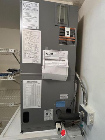 414 Pine Glen Lane C-1, Greenacres, FL 33463