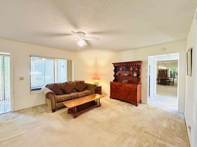 414 Pine Glen Lane C-1, Greenacres, FL 33463