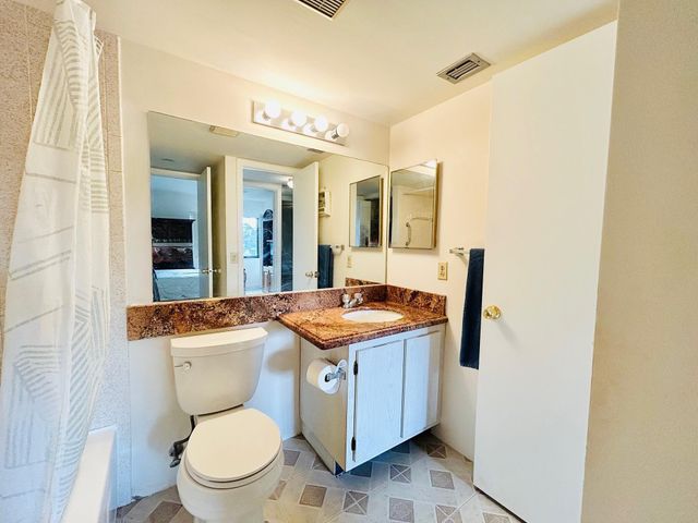 414 Pine Glen Lane C-1, Greenacres, FL 33463