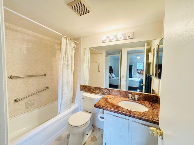 414 Pine Glen Lane C-1, Greenacres, FL 33463