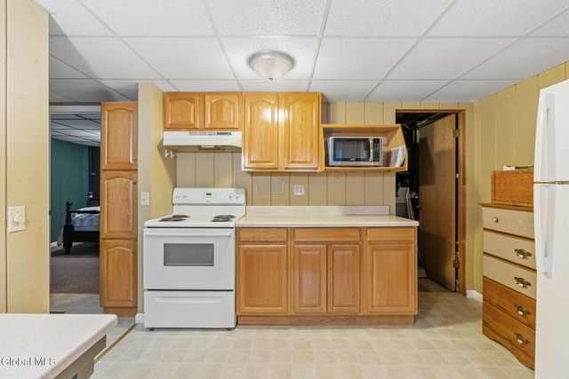 233 Maple Avenue, Duanesburg, NY 12053