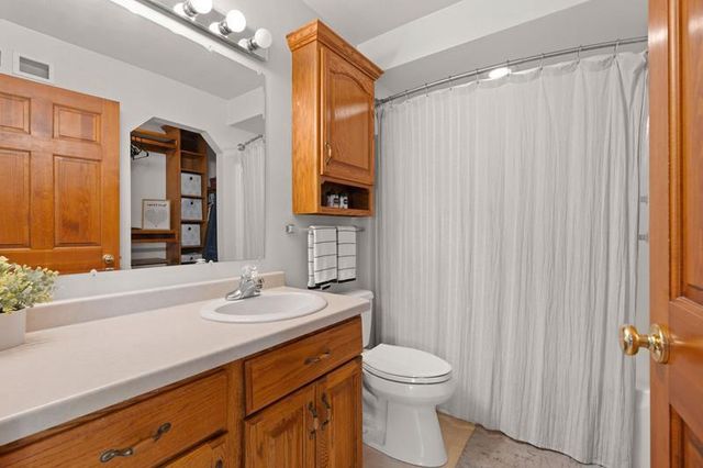 616 W 10TH STREET, Kaukauna, WI 54130