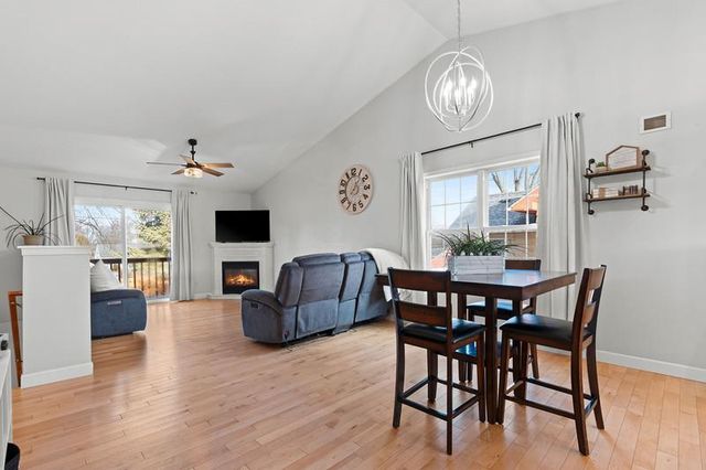 616 W 10TH STREET, Kaukauna, WI 54130