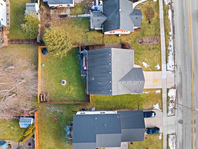 616 W 10TH STREET, Kaukauna, WI 54130