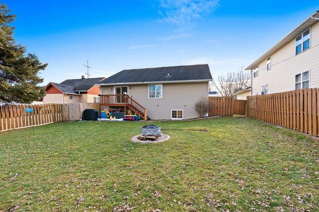 616 W 10TH STREET, Kaukauna, WI 54130