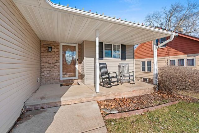 616 W 10TH STREET, Kaukauna, WI 54130