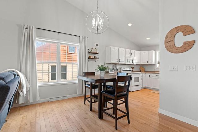 616 W 10TH STREET, Kaukauna, WI 54130