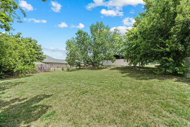 103 Park Trail Place, Joshua, TX 76058